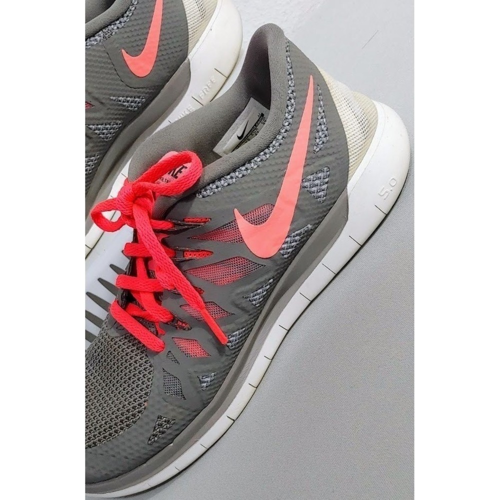 Nike Free 5.0 Womens Size 10 Gray Pink Running Shoes 642199-200 - Picture 3 of 11